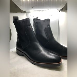 ZARA BOOTS 💝 NEW WITHOUT TAGS , PERFECT CONDITION.